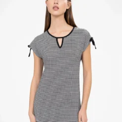 Tunique Semi-ajustée à Manches Courtes