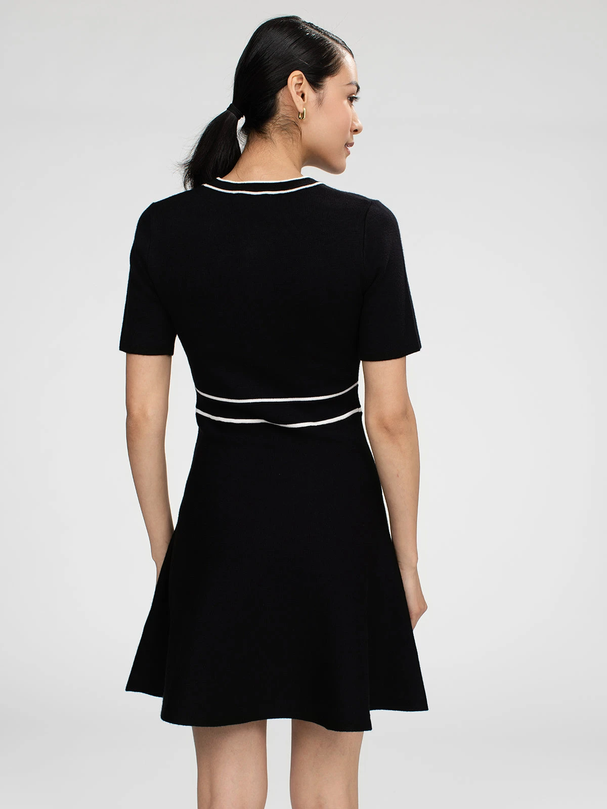 ROBE/DRESS - Image 4